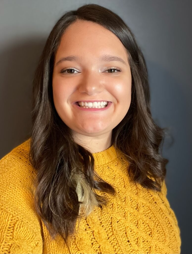 Head Shot 2021 776x1024